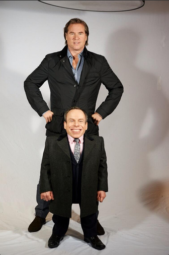valkilmer:
Me and my new belt buckle @WarwickADavis 
