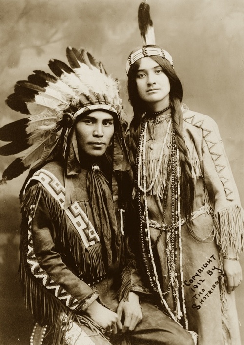 mydaguerreotypeboyfriend:
Situwuka and Katkwachsnea, Native American couple, 1912
Submitted by degbnth
